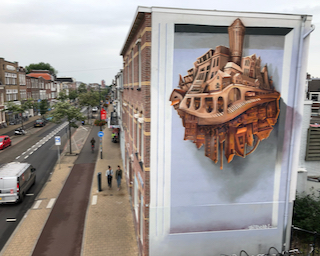 graffiti op zijkant huis